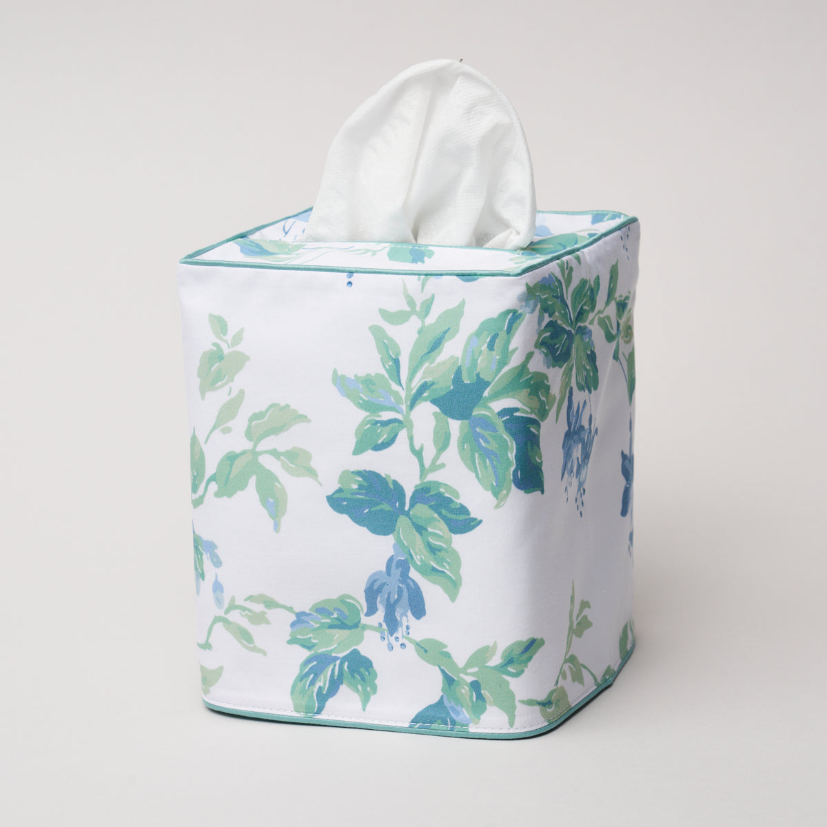 Garden Gate Tissue Box Cover (Pool)