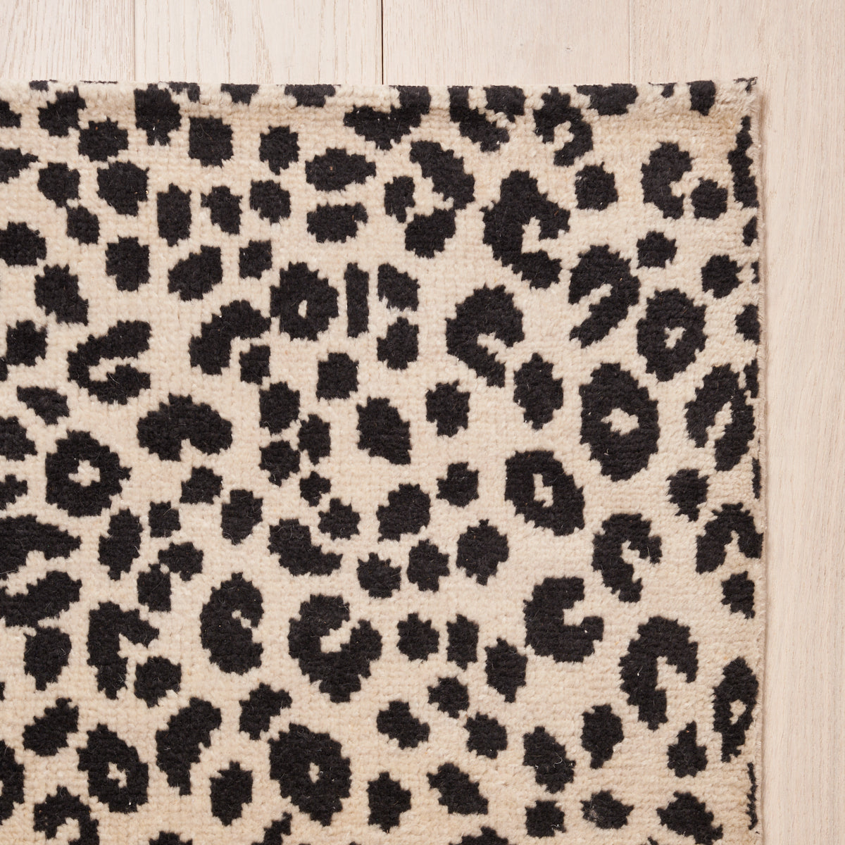 Iconic Leopard Hand-Knotted Rug Color: Graphite - SAMPLE