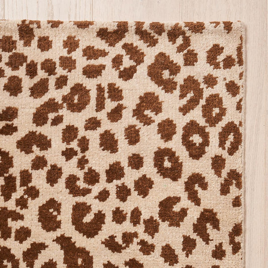 Iconic Leopard 9' x 12' Rug in Brown