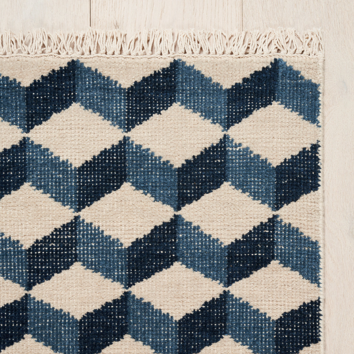 Pompeii Hand-Knotted Rug Color: Blues - SAMPLE